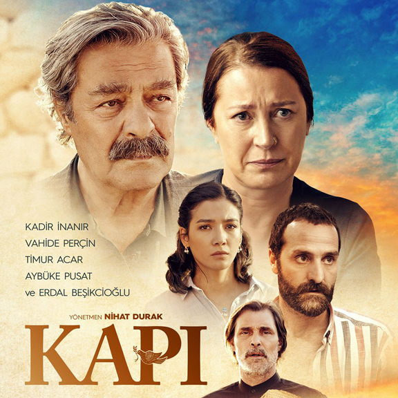 onur özçelik, kapı